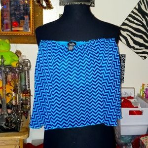 A half shirt no sleeves